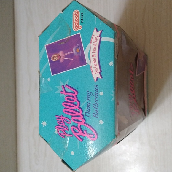 Vintage RARE 1991 "Danielle" Galoob Play Ballet Danielle Doll - Picture 5 of 6